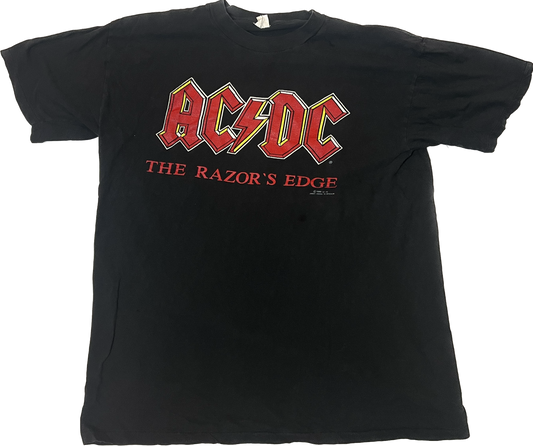 Vintage AC/DC “razor’s edge” Tshirt (Large)