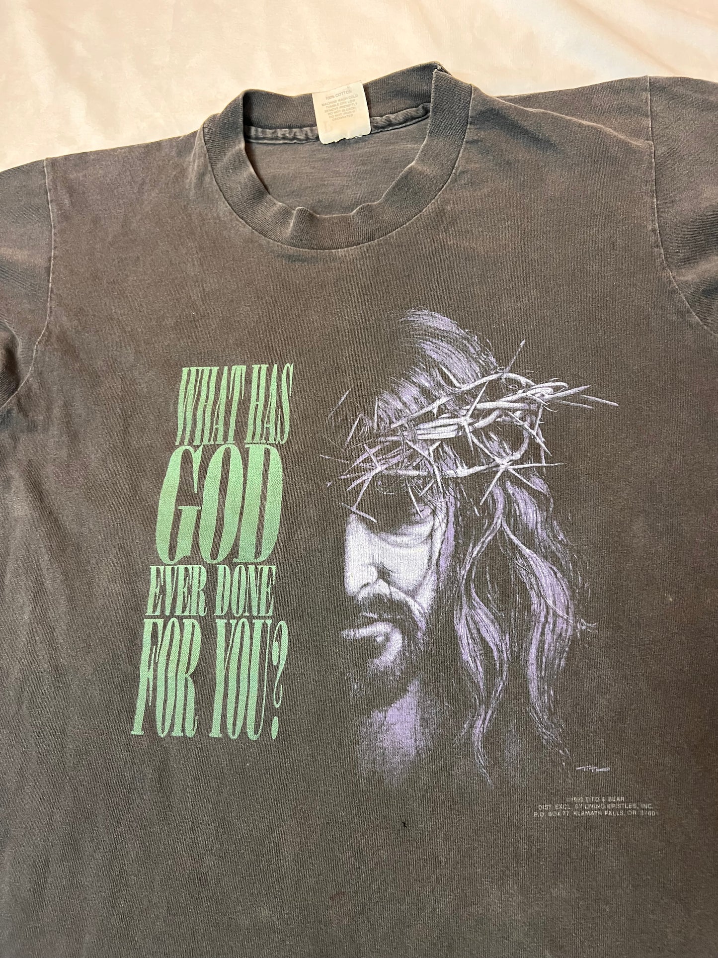 Vintage Living Epistles Jesus Tshirt (Small)